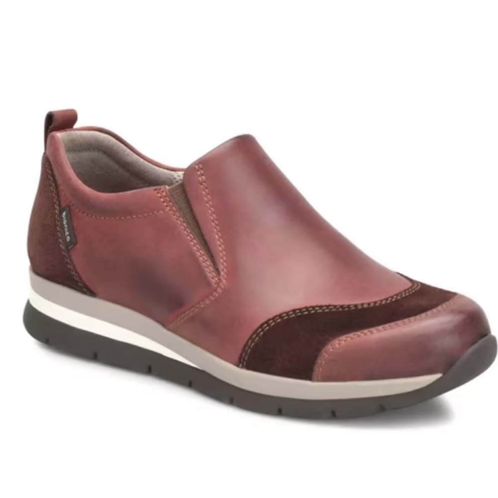 NEW Bionica Talma Burgundy Leather Slip-On Size 7.5